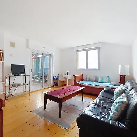 La Perche By Interhome * Royan